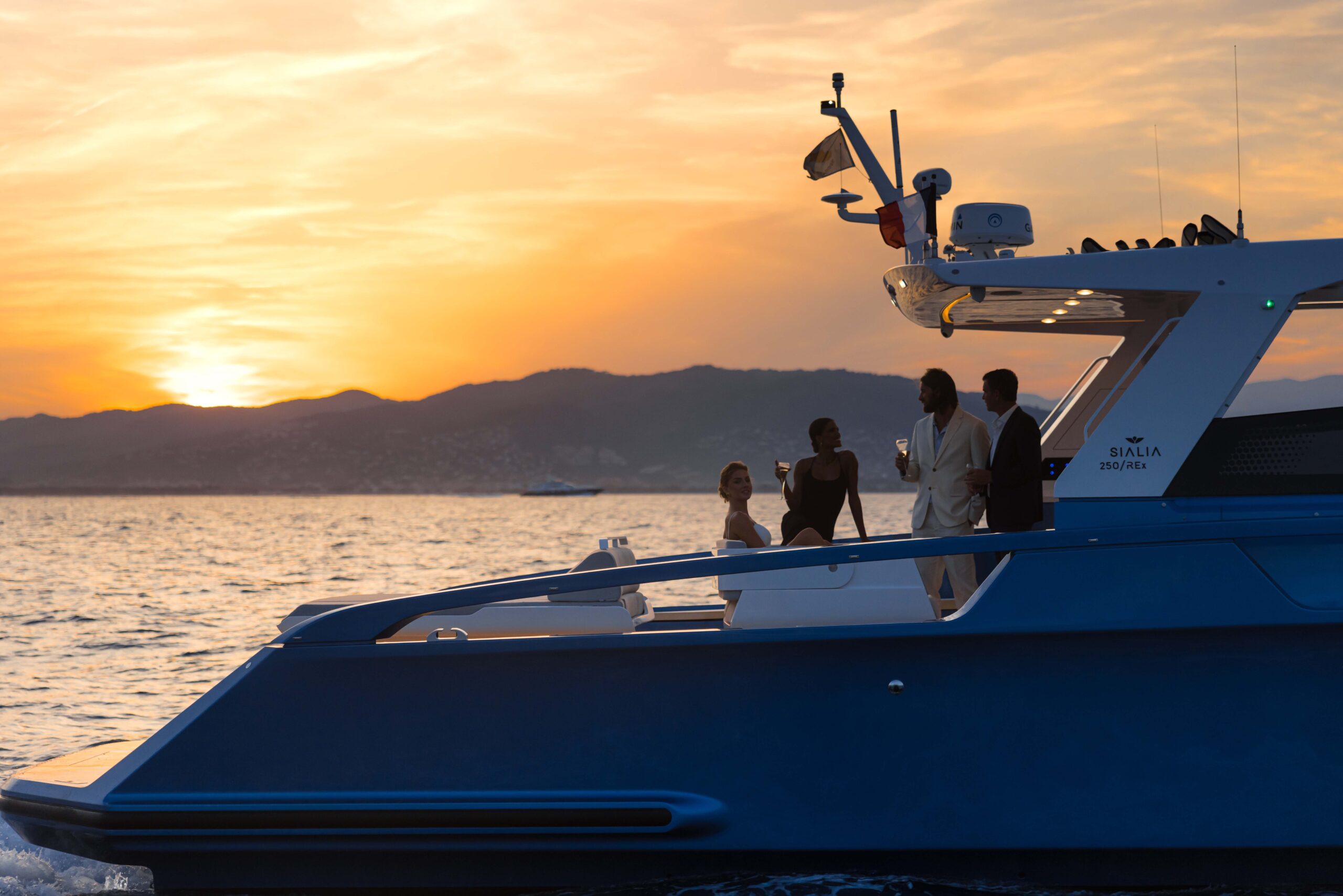 Motor Yachts for Beginners: Your First Purchase Guide